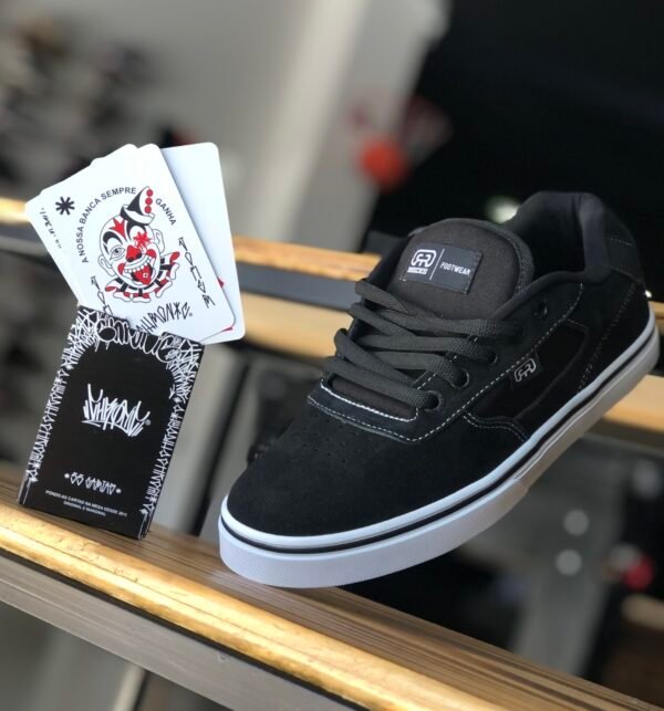 TÊNIS HOCKS FLAT LITE BLACK LINE WHITE