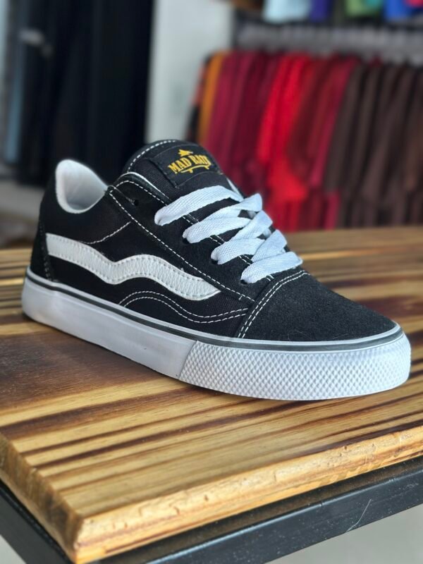 MAD RATS OLD SCHOOL BLACK WHITE