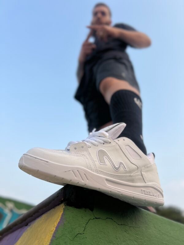TÊNIS TESLA NINE ALL WHITE